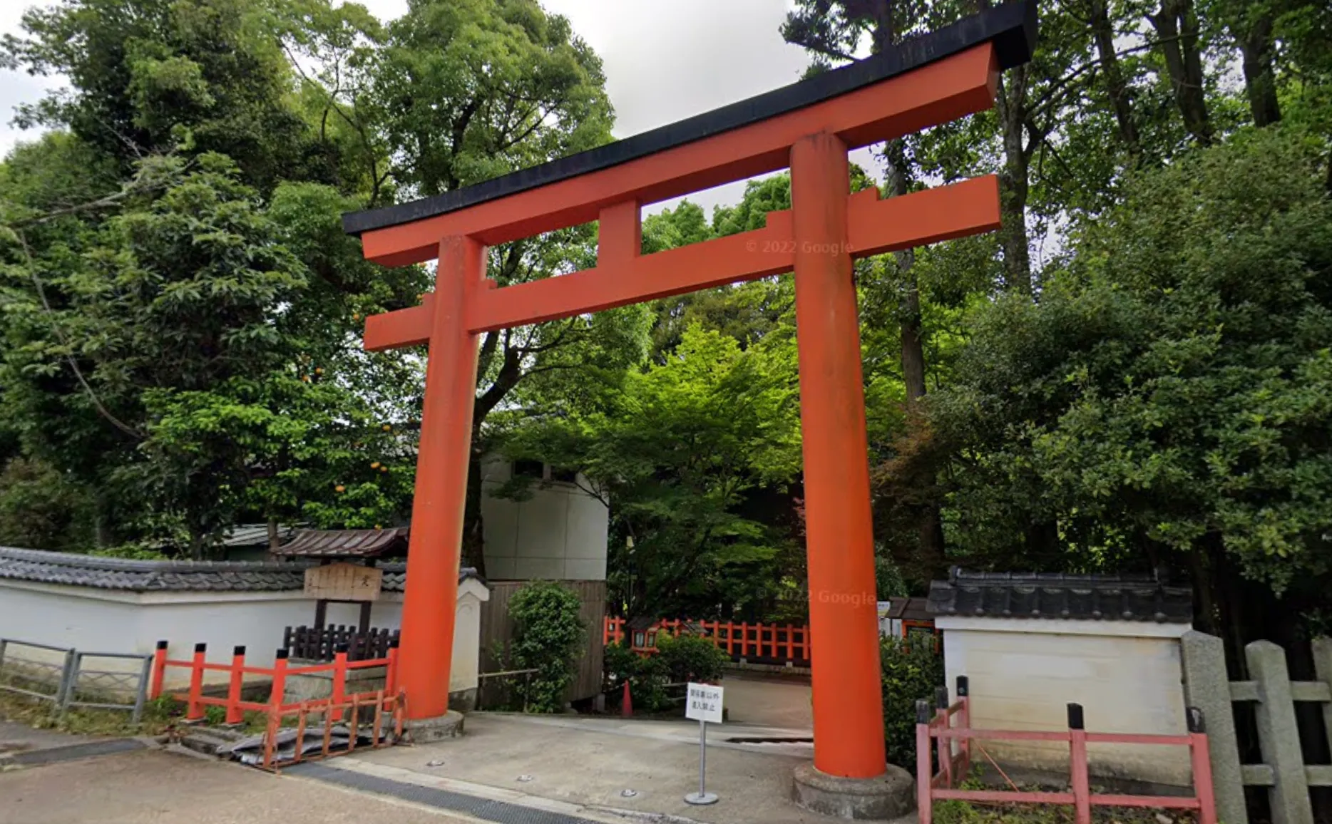 Northeastern gate torii image